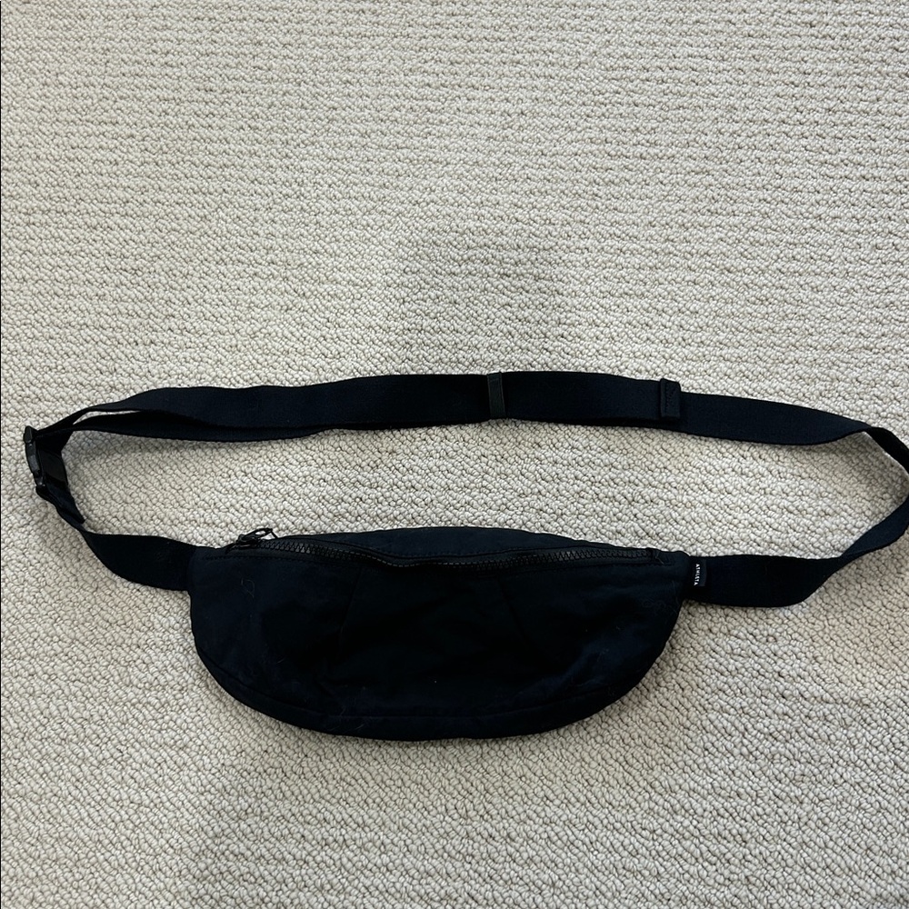 Athleta Black Belt Bag